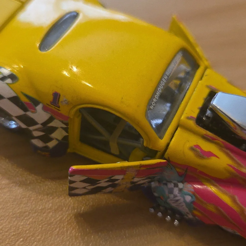 Muscle Machine Die Cast Model Racecar #5092